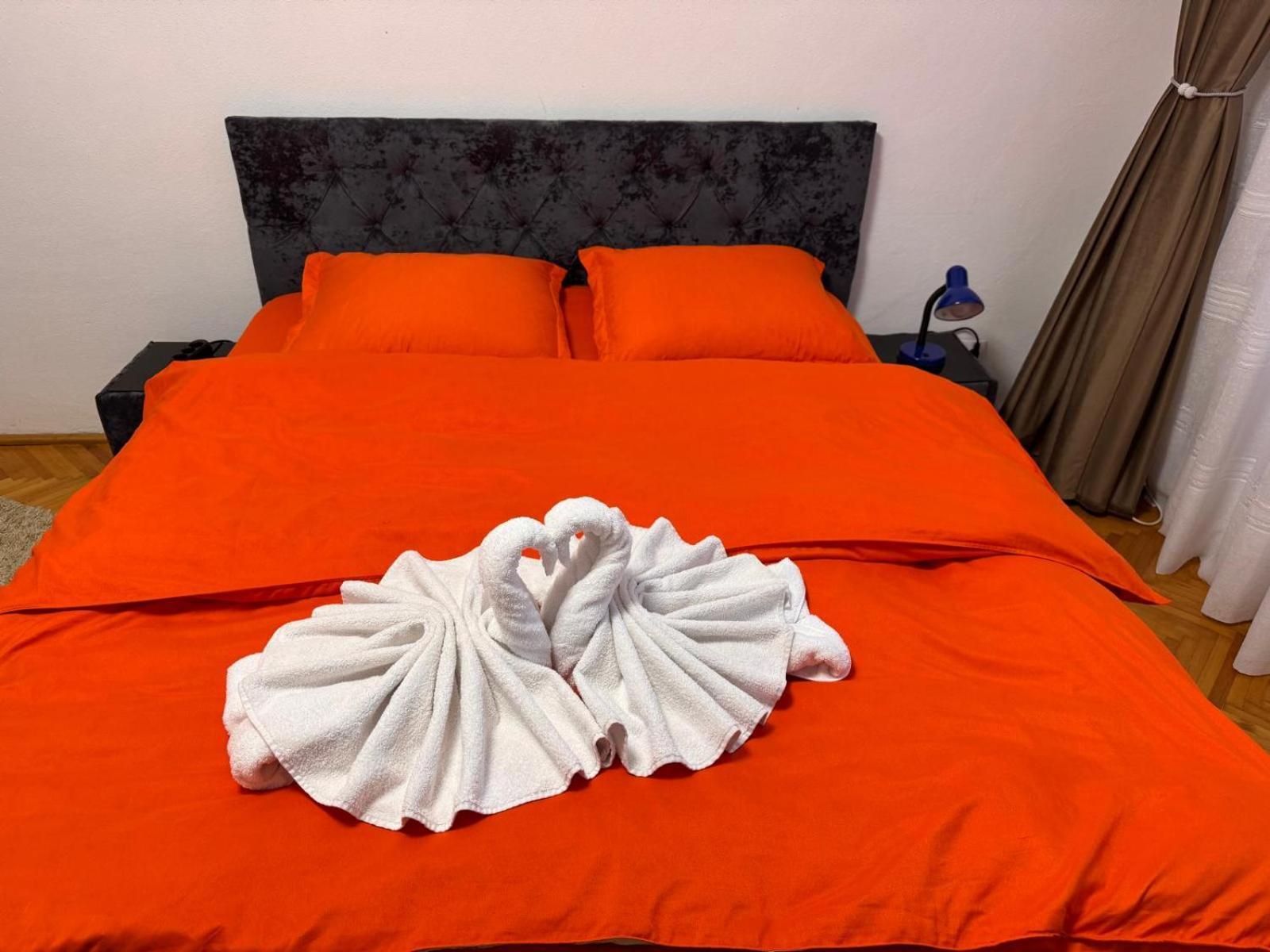 Linen Tree Apartment Băile Herculane Zewnętrze zdjęcie